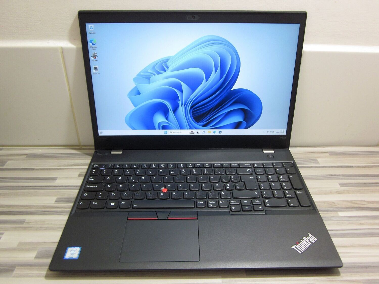 Lenovo ThinkPad P52s i7-8650U Ram 8Go SSD 256Go Windows 11 professionnel