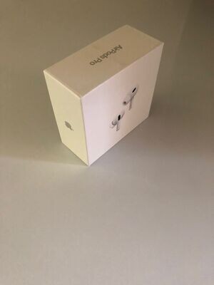 Apple AirPods Pro (2ème génération) avec boîtier de charge MagSafe sans fil (MQD83)