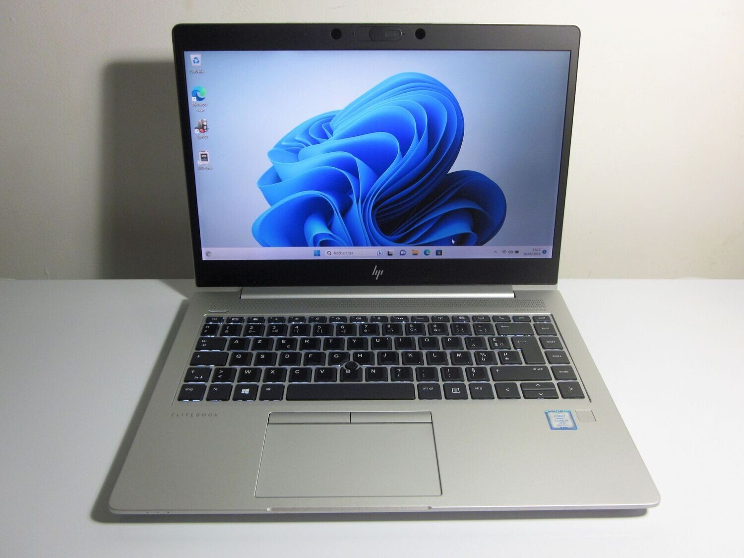 HP Elitebook 840 G5 14" i5-8350u Ram 8 Go SSD 256 Go Windows 11 pro