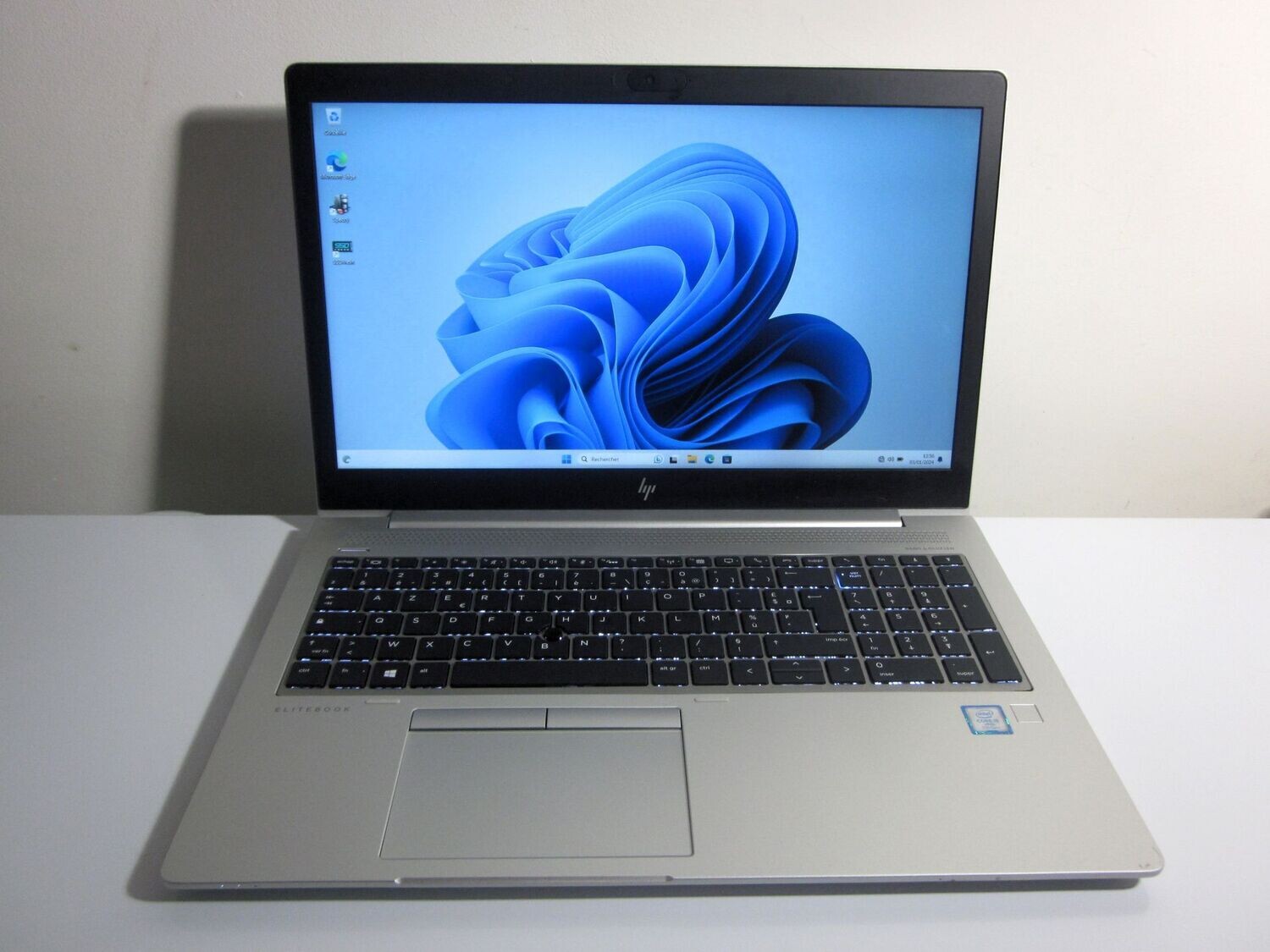 HP EliteBook 850 G5 i5-7300u 2.6ghz 8 Go RAM 256 GO SSD Windows 11 pro
