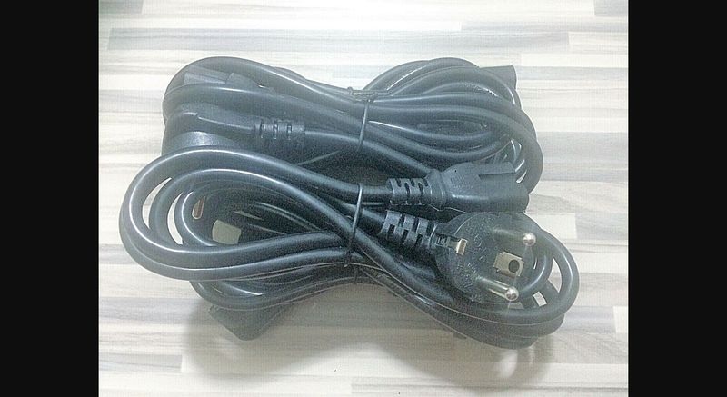 Câble cordon d'alimentation PC bureau 3 pin 1,5 mètre