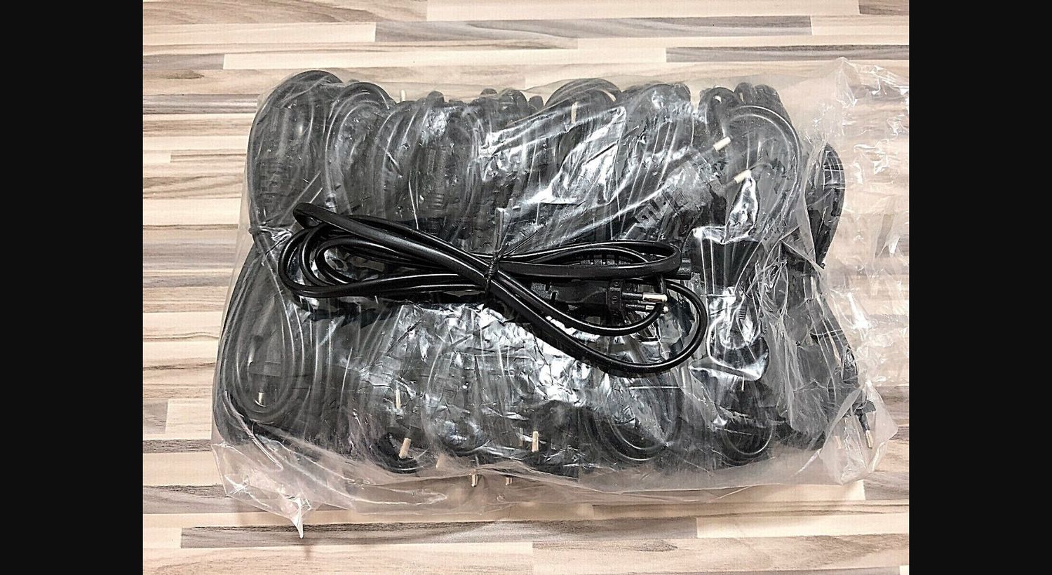 Câble Cordon d'alimentation 2 pin 1,5 m pour TV, PC, PS, Xbox