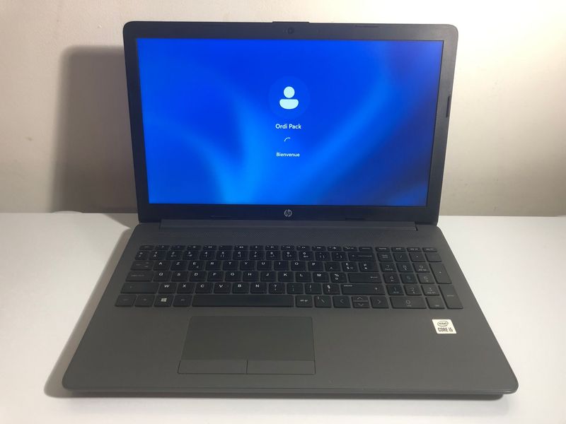 HP reconditionné 250 G7 i5-1035G1 Ram 8Go SSD 256Go Windows 11 pro