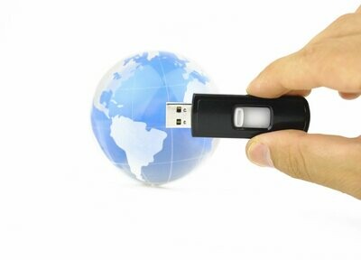Clés USB, adaptateurs, carte mémoire