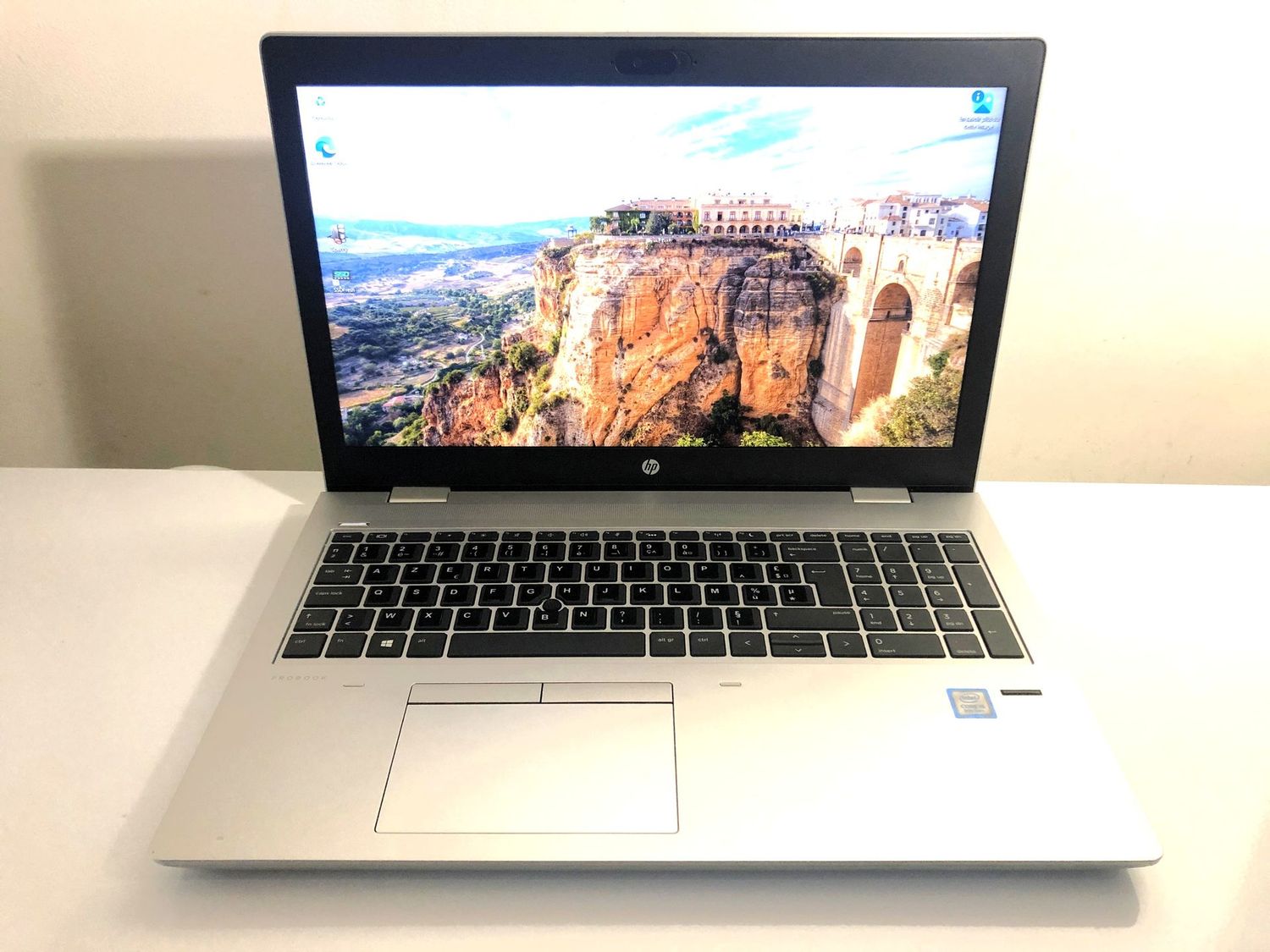 HP ProBook 650 G4 Intel Core i5-8250u Ram 8Go SSD 256Go Windows 11 pro + Office 2024 pro HP ProBook 650 G4 Intel Core i5-8250u Ram 8Go SSD 256Go Windows 11 pro + Office 2024 pro