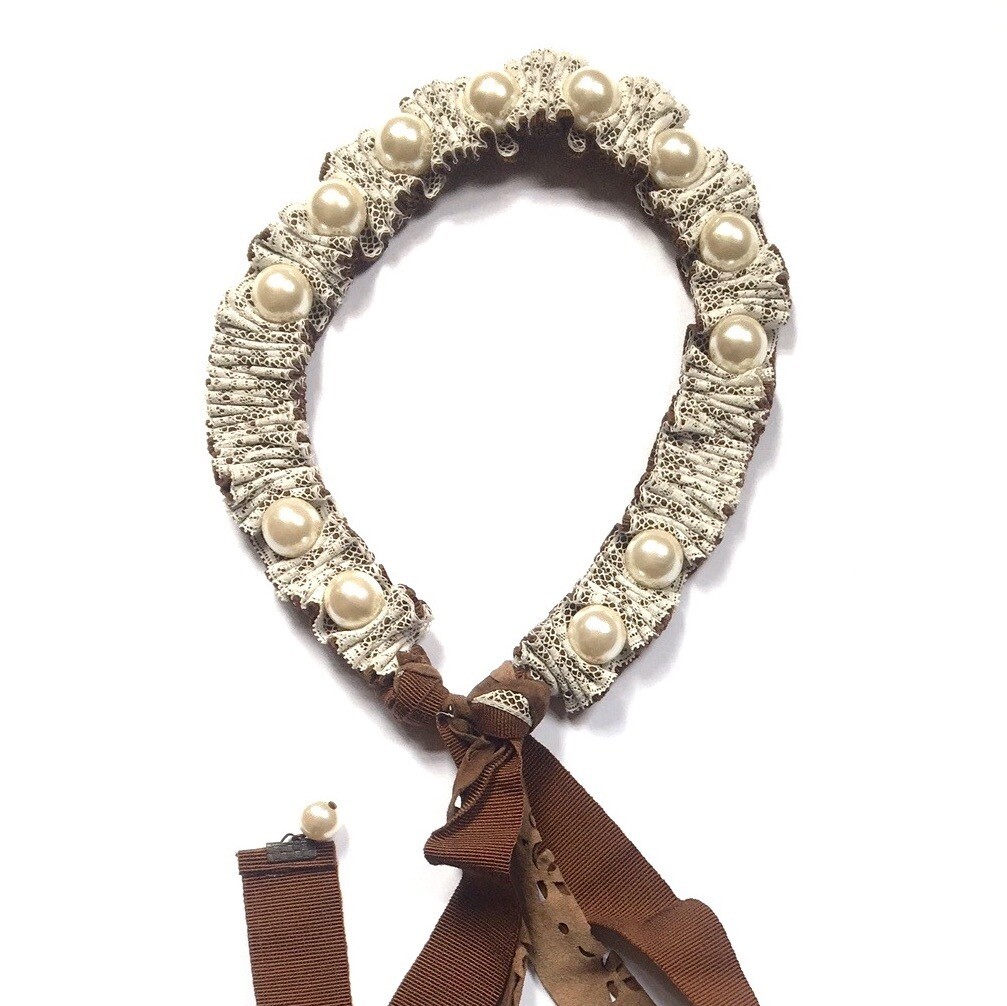 Faux Pearls Tie Necklace