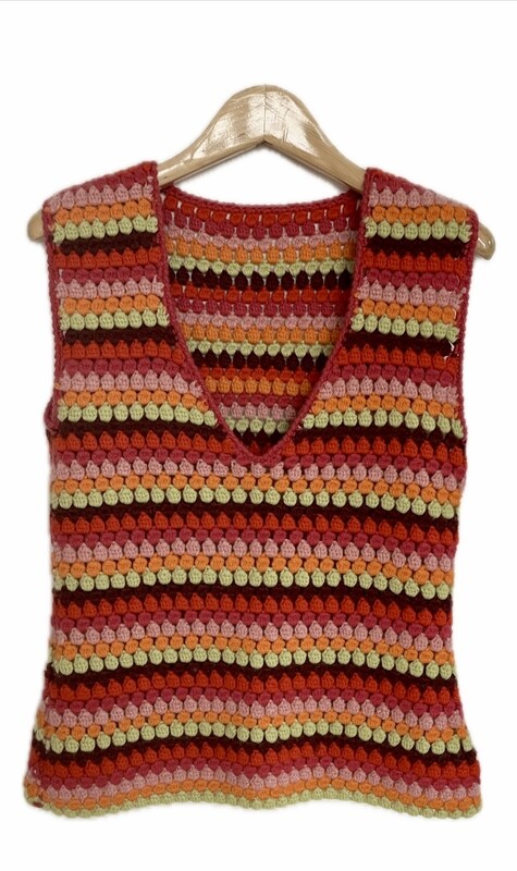 Hand Crochet Cashmere sleeveless Top Hand Crochet Cashmere sleeveless Top