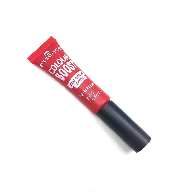 أحمر شفاه سائل  Esssence Colour Boost Mad About Matte Liquid Lipstick