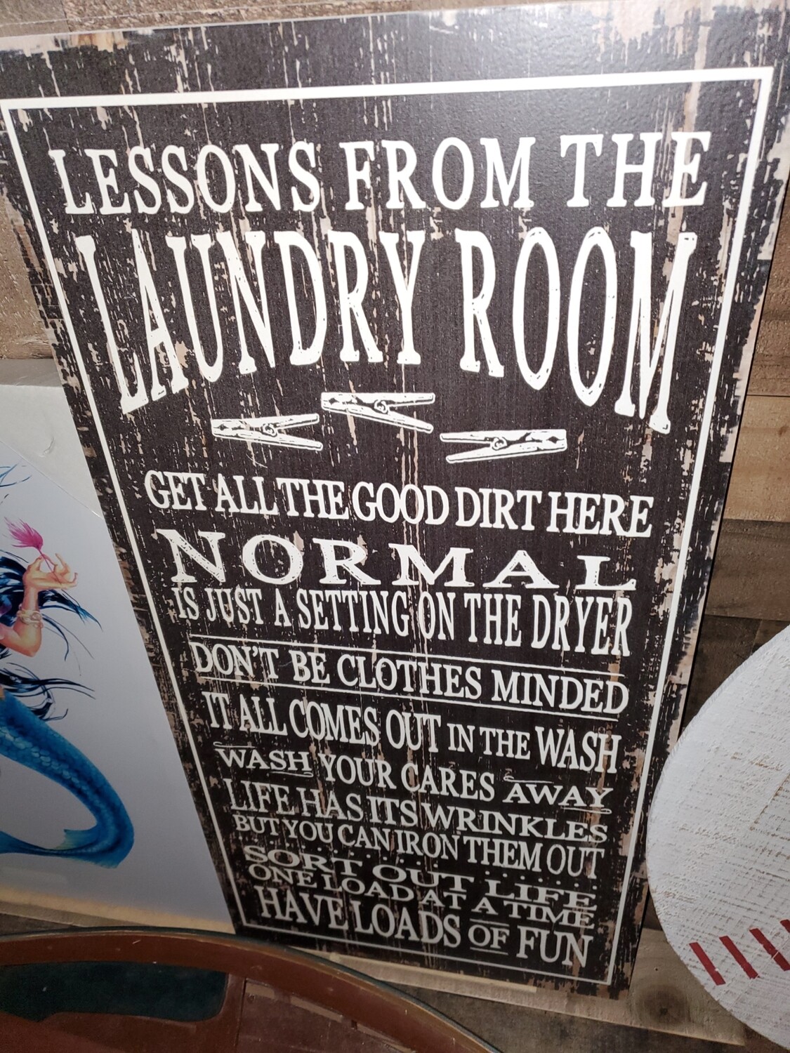 Laundry sign