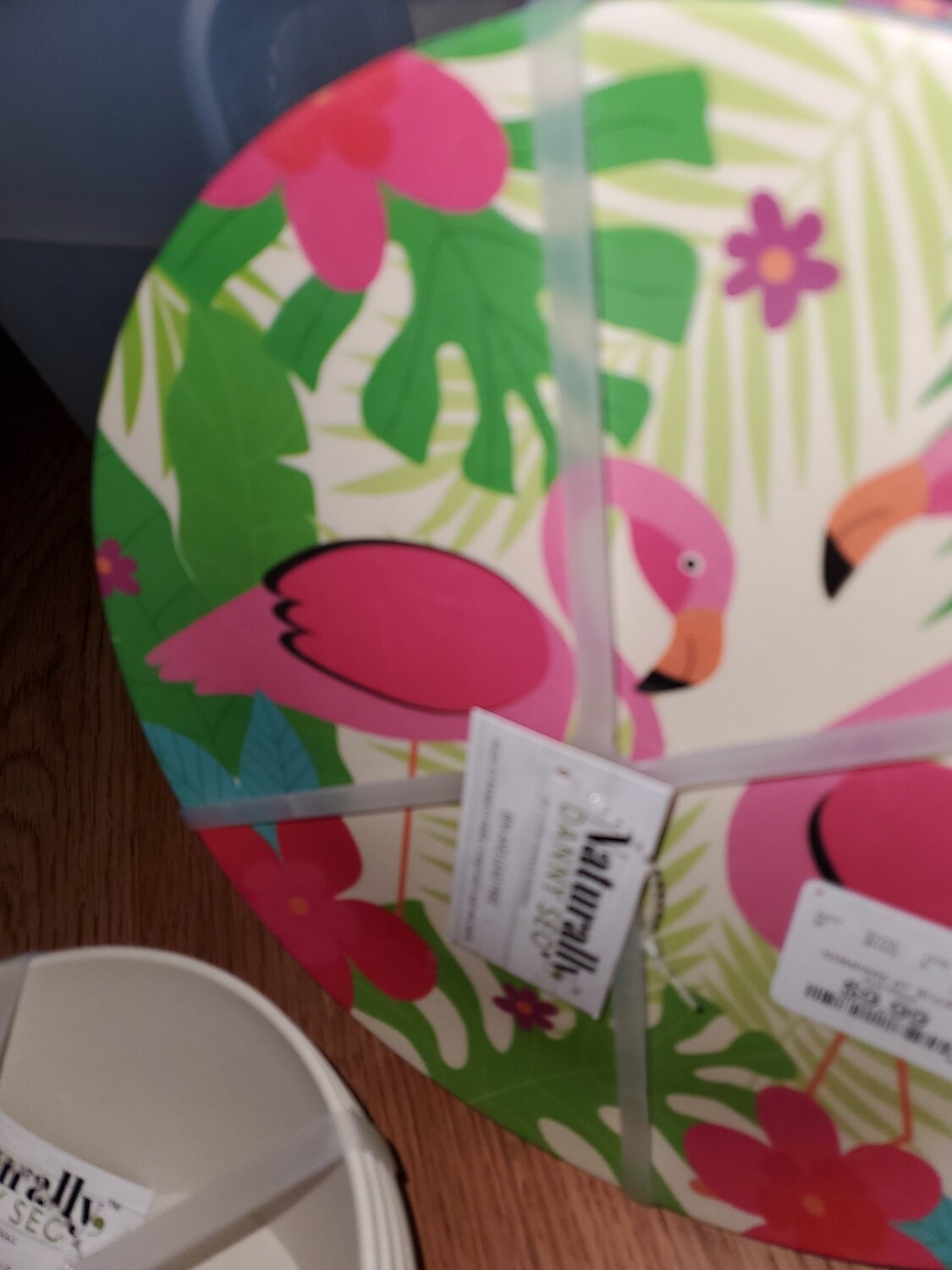 Flamingo  plates