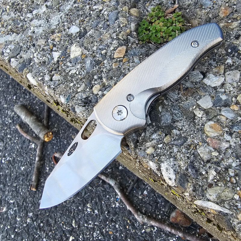 TITANIUM NERD Knives