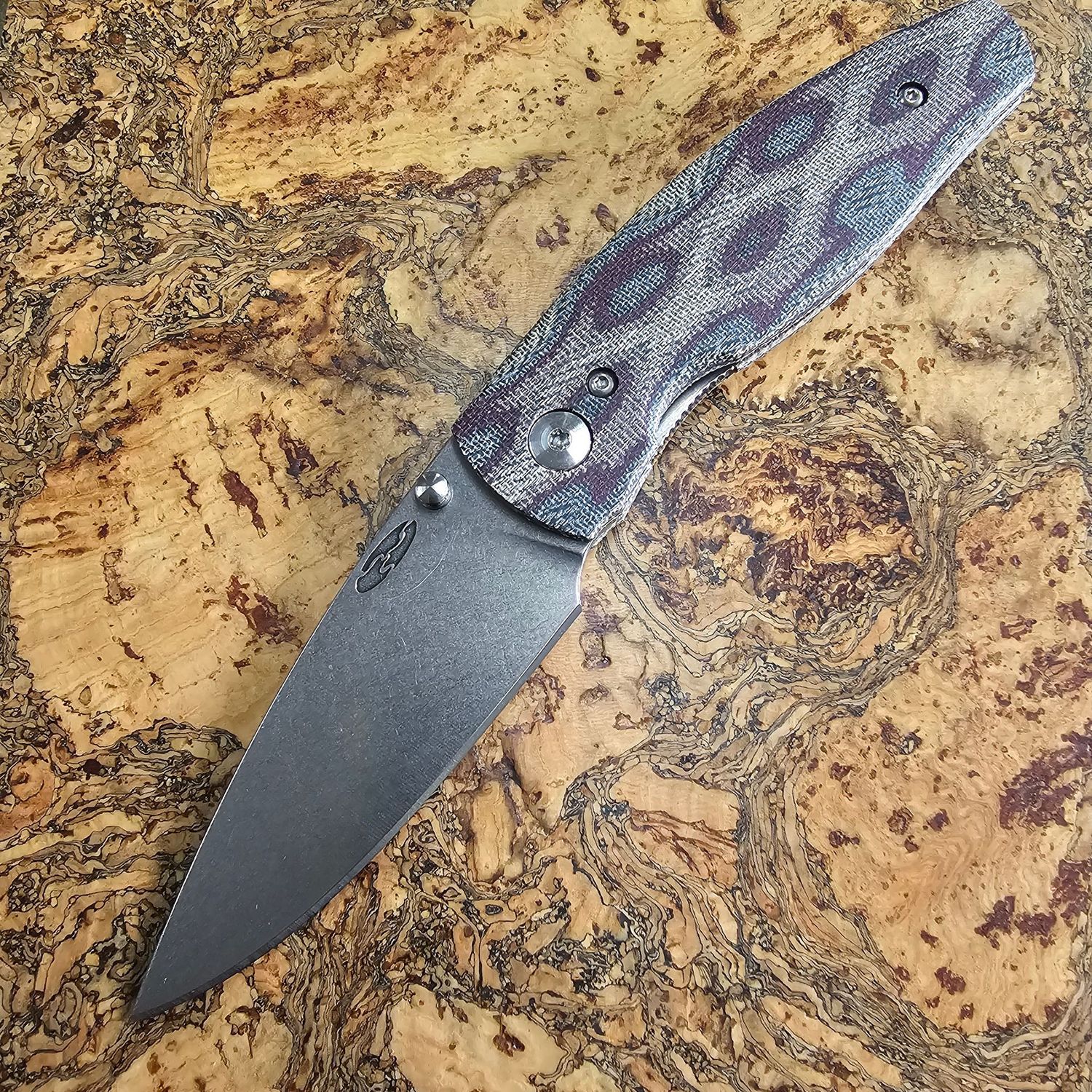 NEUTRON 2 Linerlock Knives