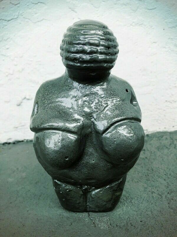 Venus Of Willendorf Concrete Statue - Moon Magick Design
