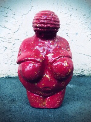 Venus Of Willendorf Concrete Statue - Fairy Queen Goddess Design