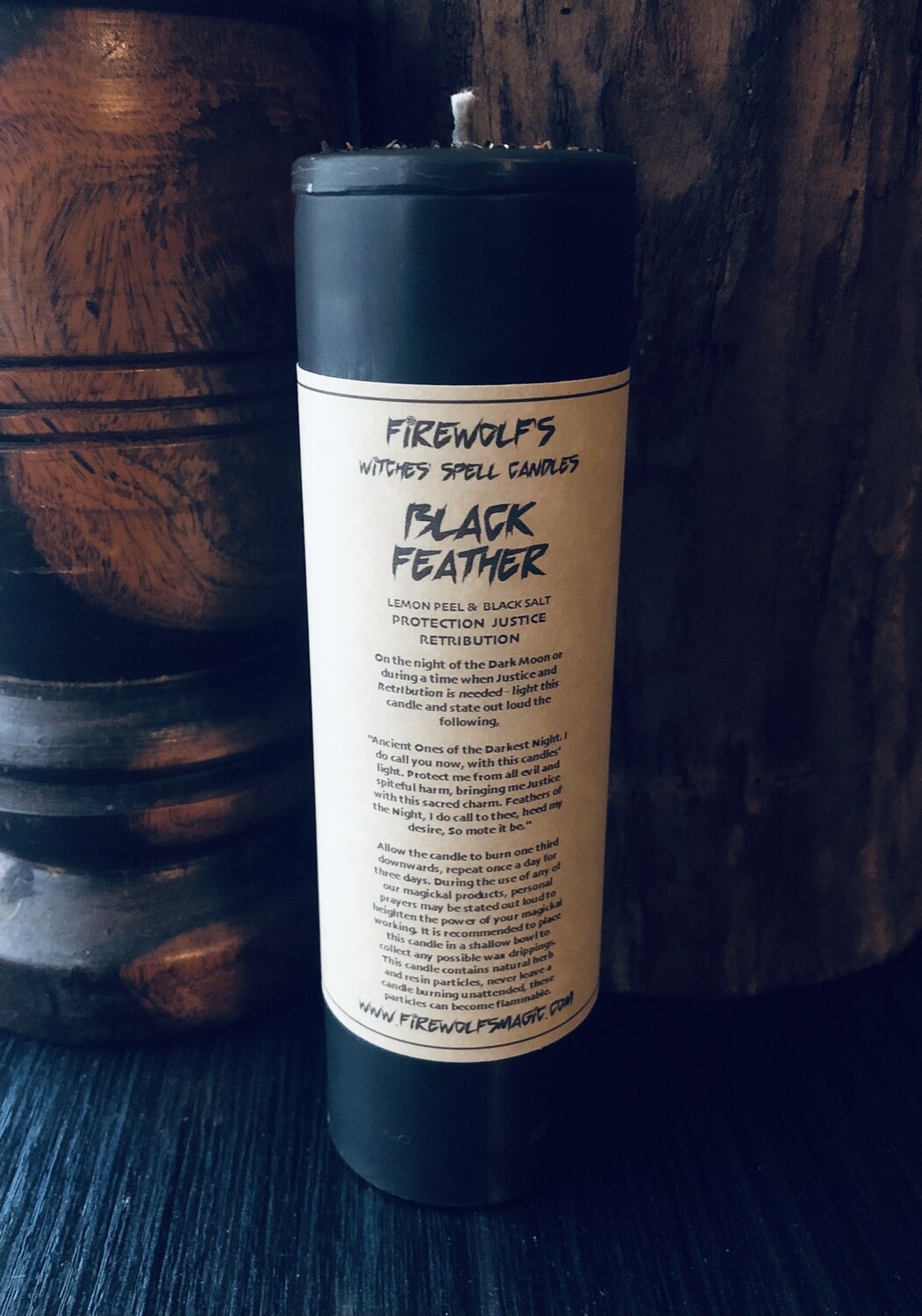 BLACK FEATHER Pillar Candle