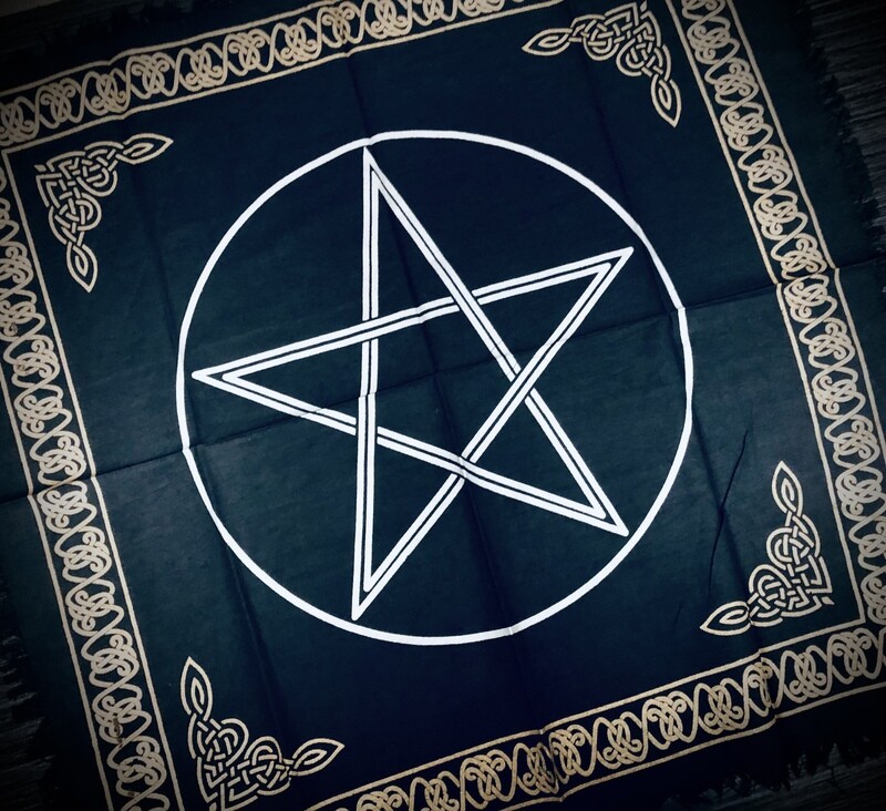 ALTAR CLOTH (Black & Gold Pentacle)