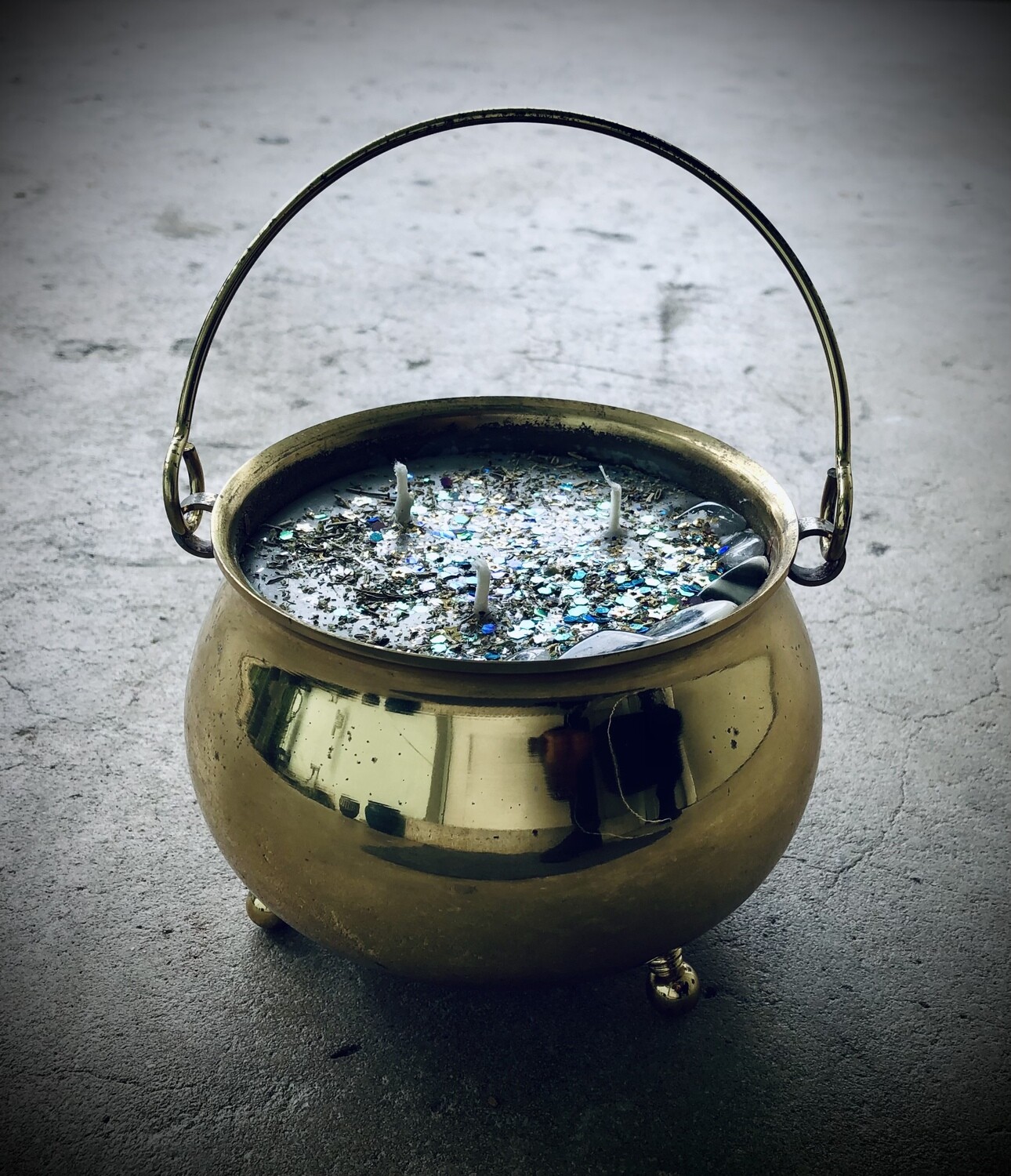 PROTECTION MAGICK Vintage Cauldron Candle