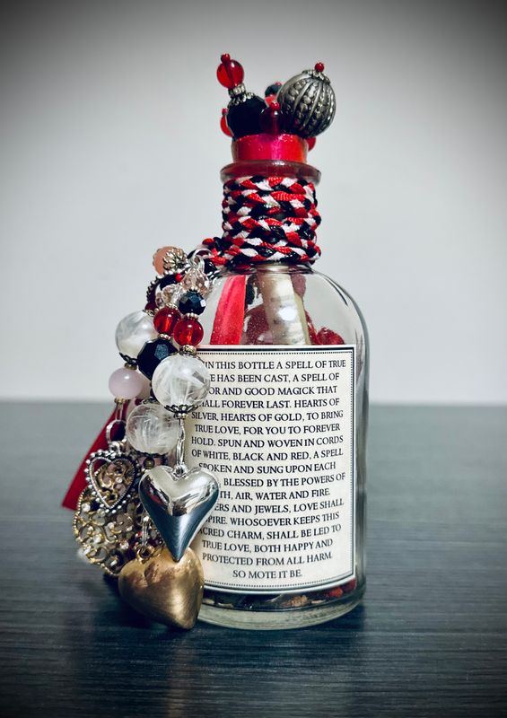 TRUE LOVE MAGICK Witches’ Spell Bottle