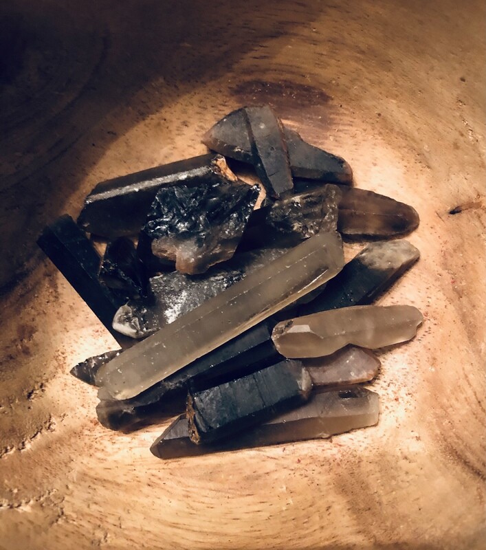 SMOKY QUARTZ - Crystal Point SMOKY QUARTZ - Crystal Point