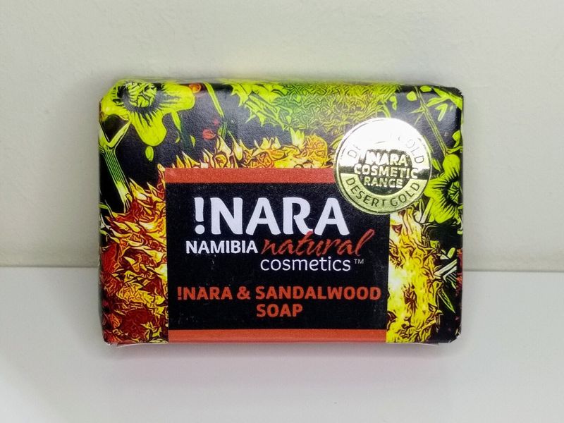!Nara Seife mit Sandelholz, handgemacht - 80 g
