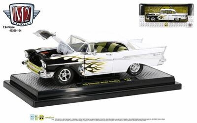 M2 Machines R104 1957 Chevrolet Bel Air Hardtop Mooneyes
