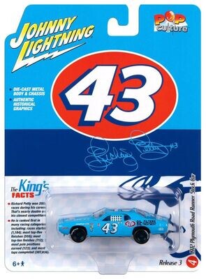 Johnny Lightning Pop Culture 1972 Plymouth Road Runner Stock Car