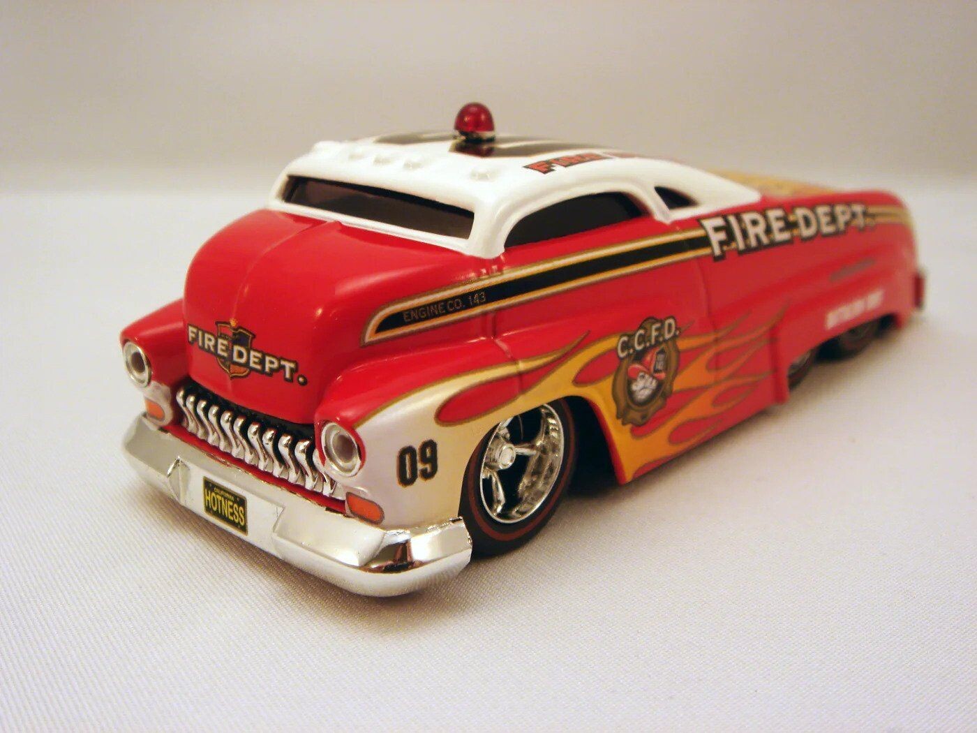 Custom Crew Fire Chief Sledster II Red