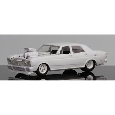 DDA243K 1/24 Plastic Model Kit XY GT Falcon Custom