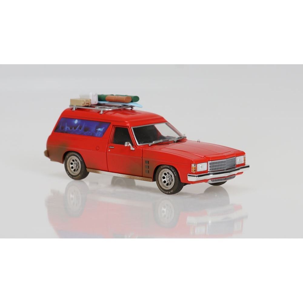 (Preorder) DDA500-D 1:24 Max's 1975 HJ Holden Sandman Panelvan Dirty Version