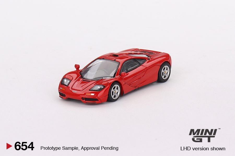 Mini GT McLaren F1 Red