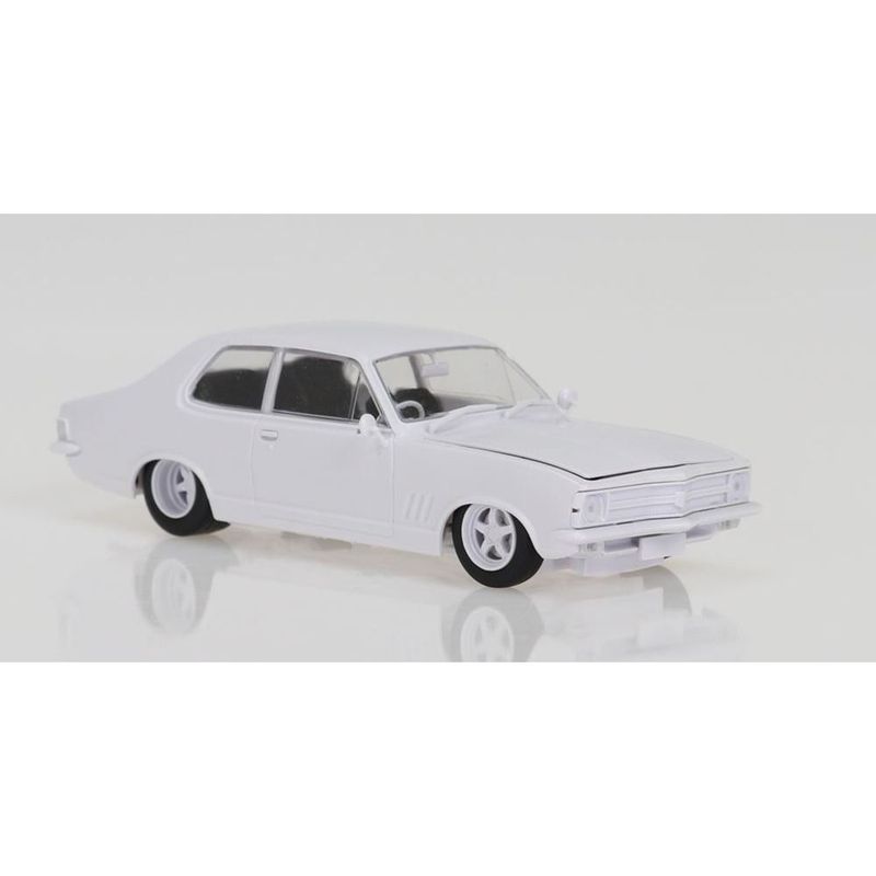 DDA621K 1/24 Plastic Kit LC Custom Holden Torana DDA621K 1/24 Plastic Kit LC Custom Holden Torana