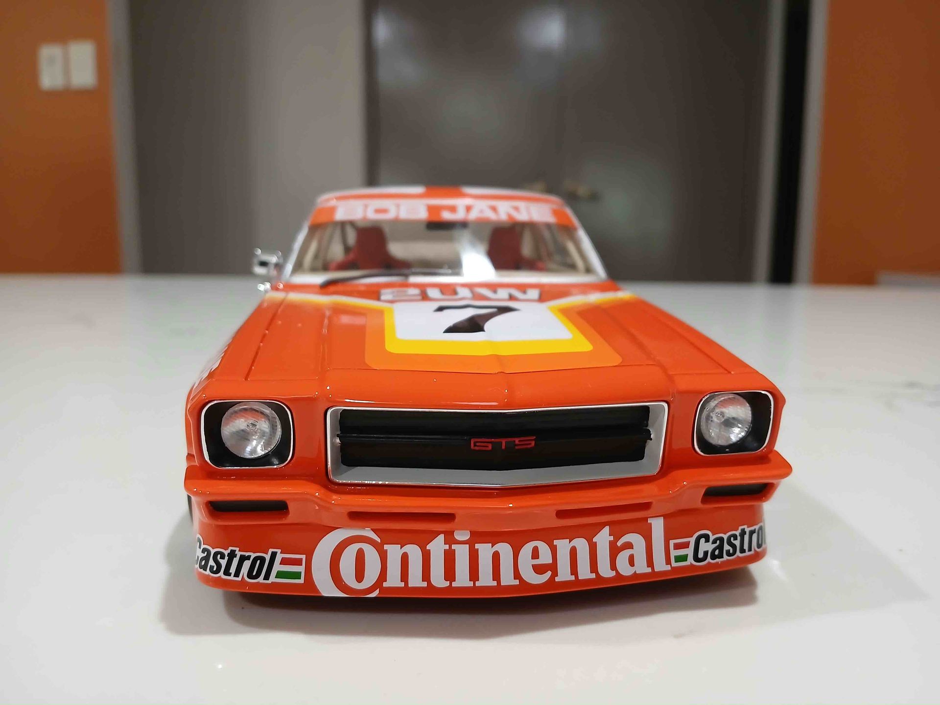 ACE Models 1/18 Bob Jane HQ Holden Sports Sedan