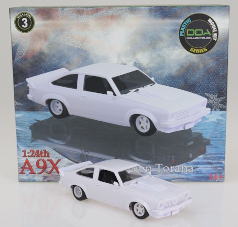 DDA812K 1/24 Plastic Model Kit Holden A9X Custom Torana