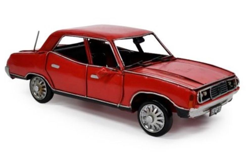 1974 Leyland P76 Car 26cm Metal Ornament