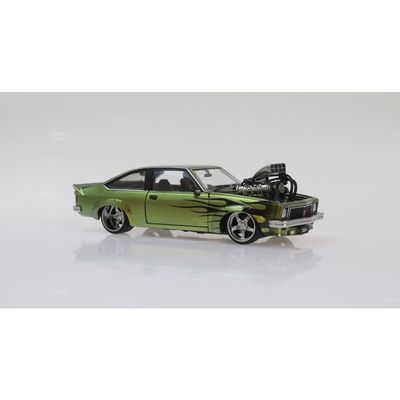DDA806 1/24 Colour Shift w/Flames Holden A9X Torana