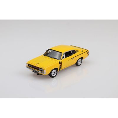 DDA32817 1/32 Yellow E49 Valiant Charger