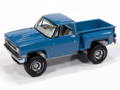 Auto World Premium Series Release 3 Version A 1981 Chevy Silverado Stepside