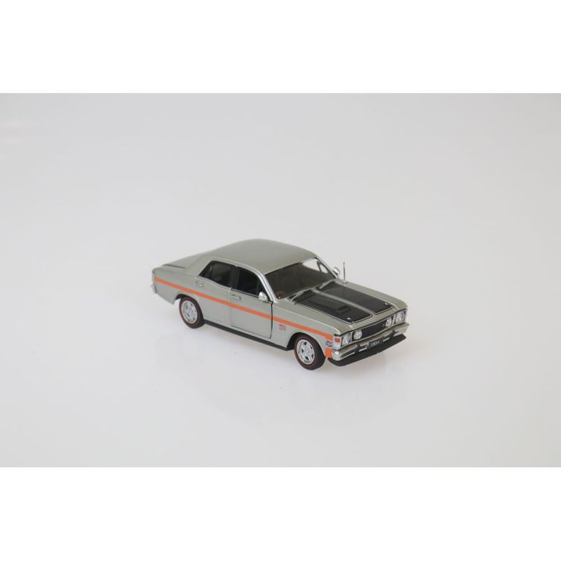 DDA32377-2 1/32 Ford Falcon XW GTHO Phase II Silver Fox
