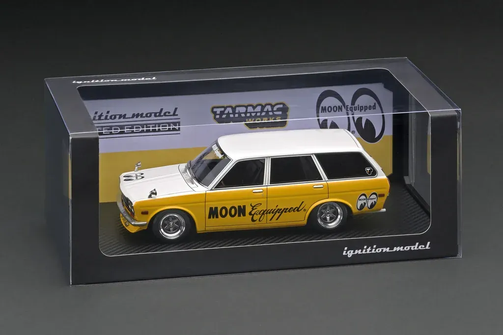 Ignition Model X Tarmac Works 1/18 Datsun Bluebird (510) Wagon Mooneyes