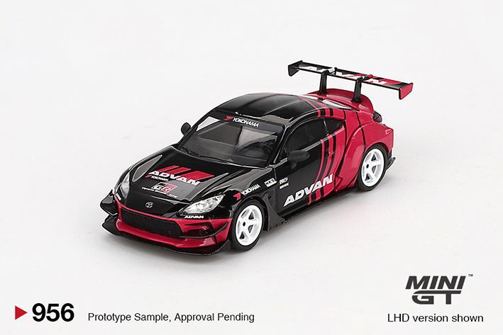 Mini GT Toyota GR86 HKS TYPE R ADVAN 2022 Tokyo Auto Salon
