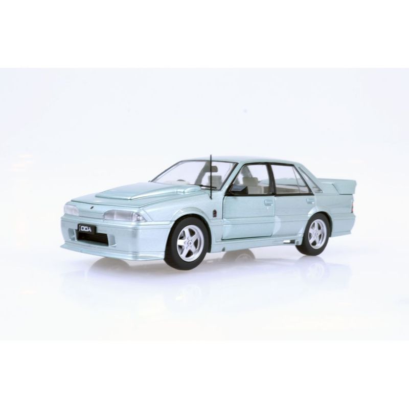 DDA701 1/24 Silver VL Walkinshaw Holden Fully Detailed