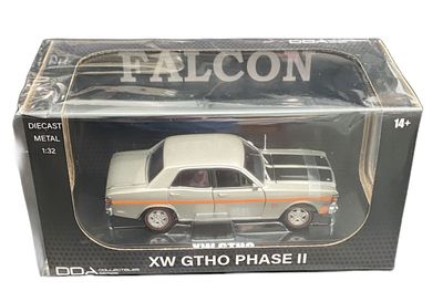 DDA32377-2 1/32 Ford Falcon XW GTHO Phase II Silver Fox