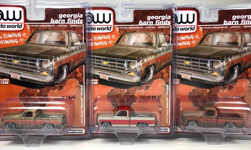 Auto World Georgia Barn Finds 1979 Chevy Silverado Fleetside 3-Car Set