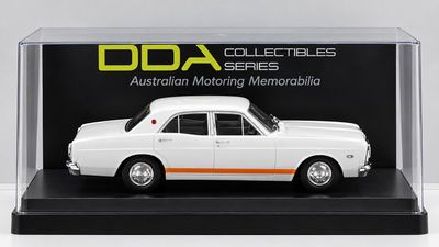DDA Avis White 1967 Ford Falcon XR GT 1/43 DDA Avis White 1967 Ford Falcon XR GT 1/43