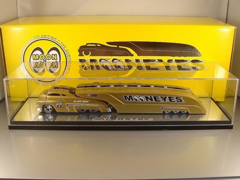 Custom Crew Sledster Tanker Mooneyes Metallic Gold Chase Custom Crew Sledster Tanker Mooneyes Metallic Gold Chase