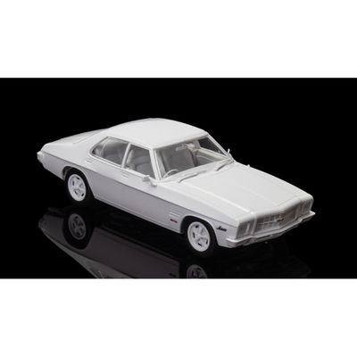 DDA307K 1/24 Holden HQ Monaro GTS 4 Door Plastic Model Kit