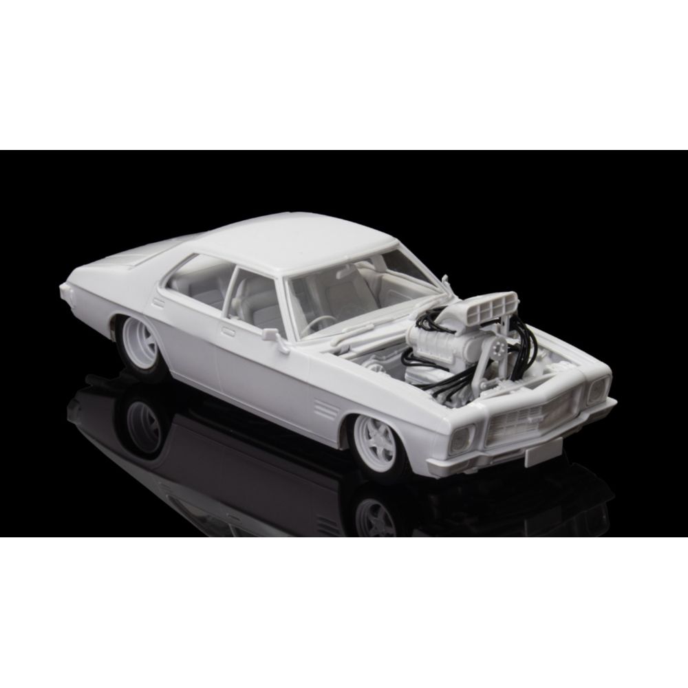 DDA309K 1/24 Holden HQ Custom 4 Door Plastic Model Kit DDA309K 1/24 Holden HQ Custom 4 Door Plastic Model Kit