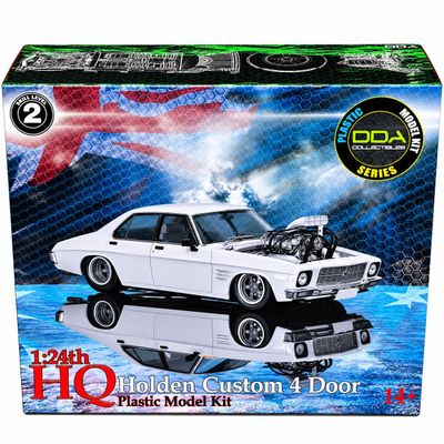 DDA309K 1/24 Holden HQ Custom 4 Door Plastic Model Kit