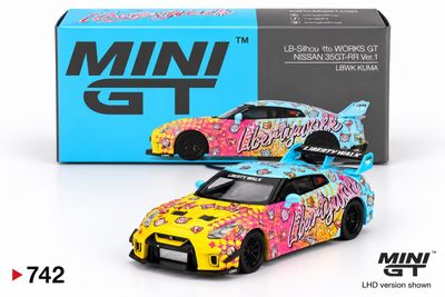Mini GT LB-Silhouette WORKS GT NISSAN 35GT-RR Ver.1 LBWK KUMA Mini GT LB-Silhouette WORKS GT NISSAN 35GT-RR Ver.1 LBWK KUMA