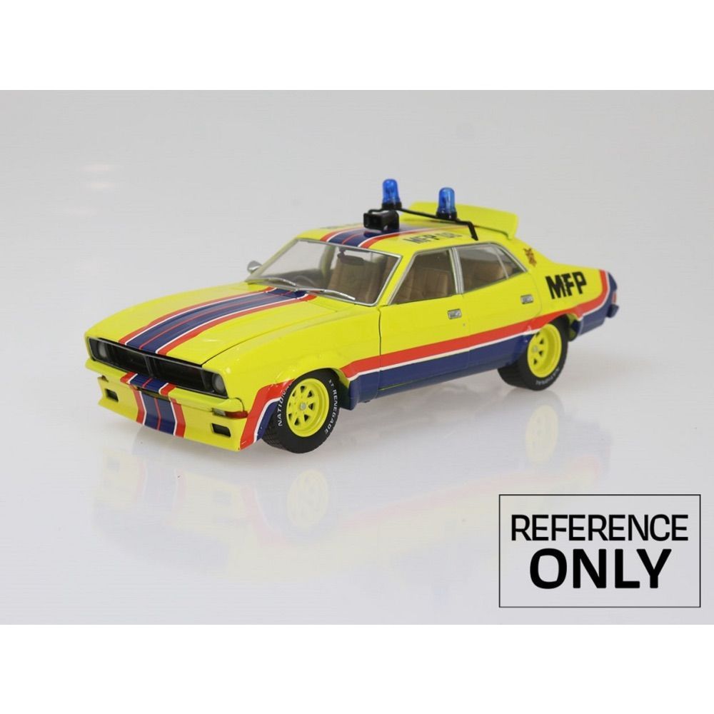 DDA903 1/24 Big Bopper XB Pursuit Movie